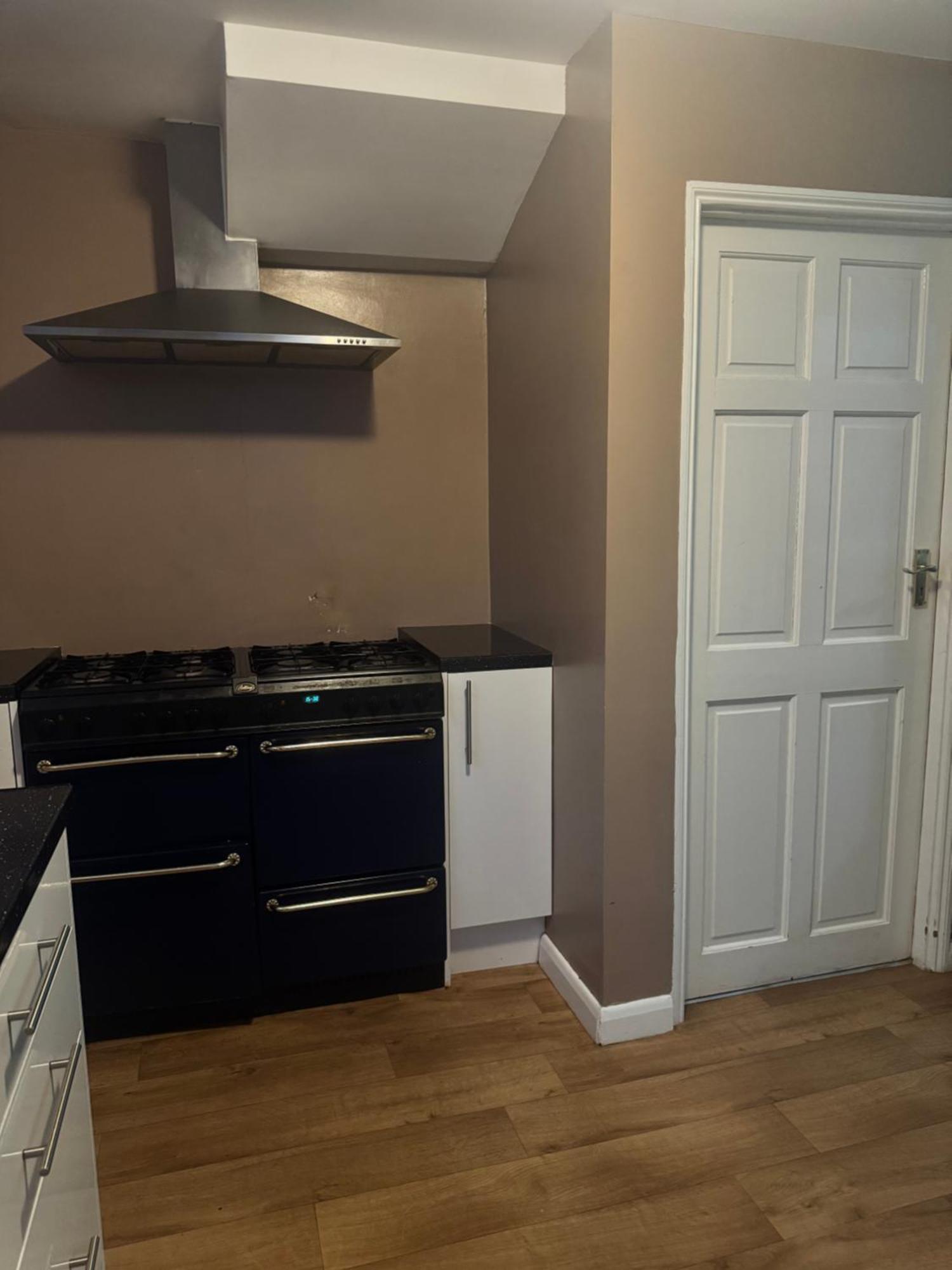Jxb Homes - Lovely And Spacious Rooms Cliftonville Exterior photo