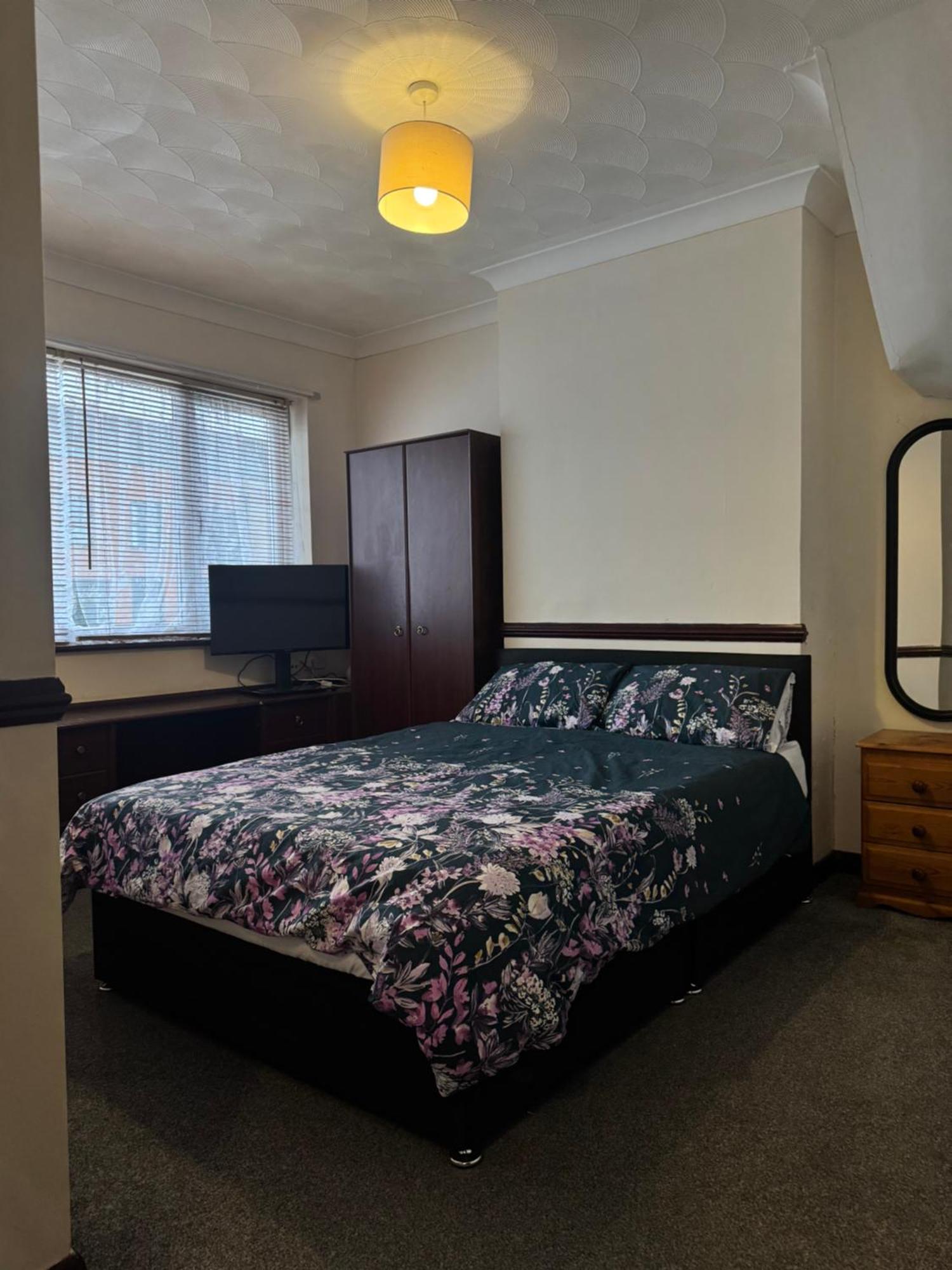 Jxb Homes - Lovely And Spacious Rooms Cliftonville Exterior photo